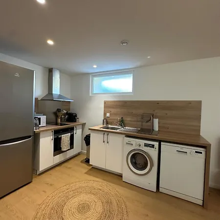 3 Pieces Apartment *